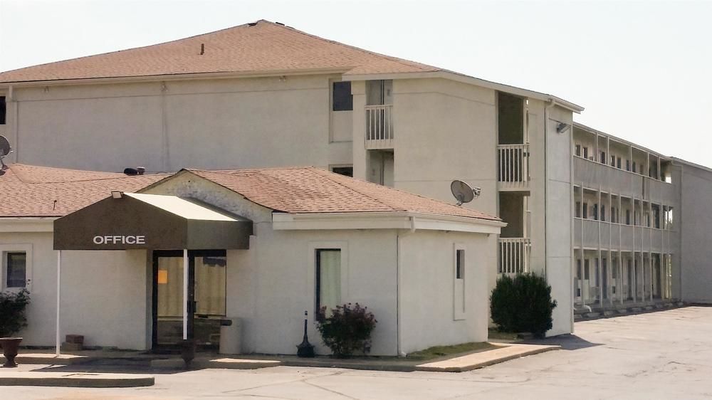 Motel 6-Blue Springs, Mo Exterior photo